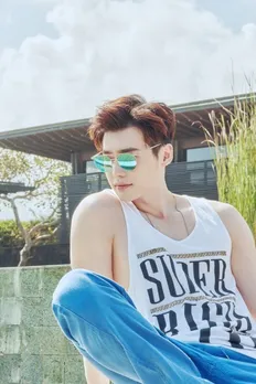 Lee Jong Suk's BTS Photos For 'Arena' ReleasedTop 7 Hottest Celebrity Korean Guys That Every Girl Will Wish To Date. 