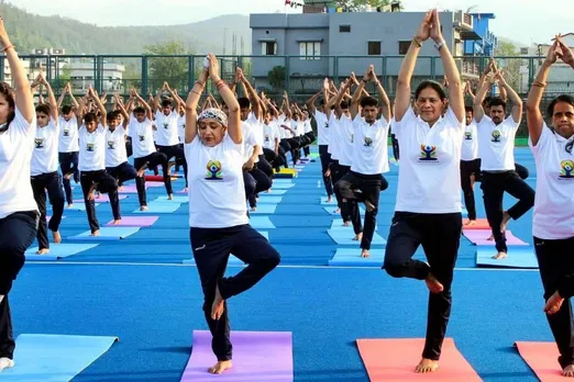 Yoga Day event in Surat has set new Guinness World Record: Gujarat minister  Sanghavi- The New Indian Express