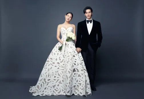 Lee Min Ho Gives Humorous Greetings To   Park Shin Hye On Her Wedding<br />
