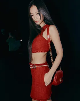 BLACKPINK‘s Jennie revealed her most memorable moment as the global ambassador of luxury fashion brand CHANEL.<br />

