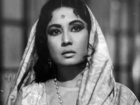 Legendary actor Meena Kumari's biography to be adapted for screen - Times  of India