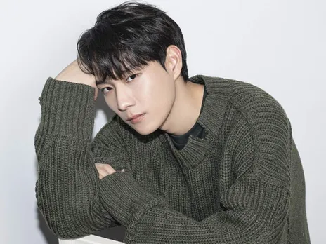 Kim Young Dae of 'Penthouse' confirms he will leave 'School 2021' to take  on a new K-drama 'Shooting Star' - Times of India