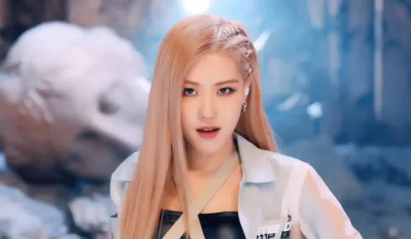 Watch: BLACKPINK's Rosé Answers Questions About Her Favorite Hair Color,  Her Gift From John Mayer, And More