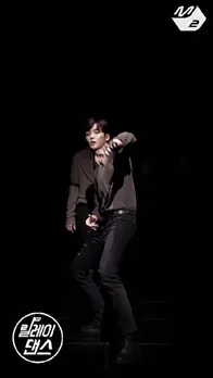 SF9 Now or Never Rowoon | Sf9 rowoon, Sf9, Dancing gif