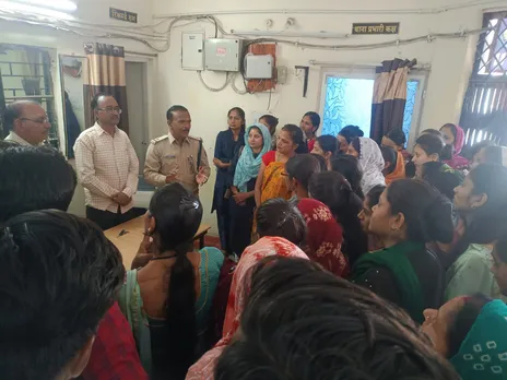 Rajpur News: A field visit was conducted to the students by Madhya Pradesh Jan Abhiyan Parishad, and detailed information about the campaign was given by the police station in-charge.