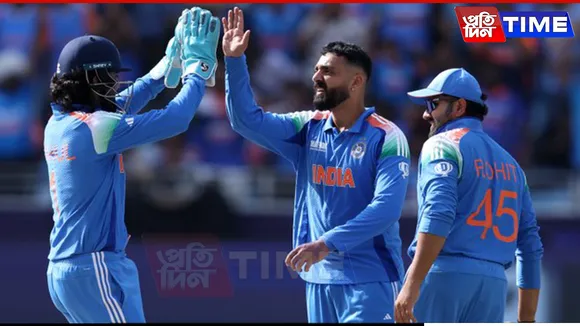 Kuldeep, Varun Shine as India Keeps New Zealand in Check at 251/7