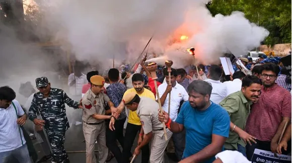 One Dead, Several Injured In Telangana Amid Violent 'Agnipath' Protests