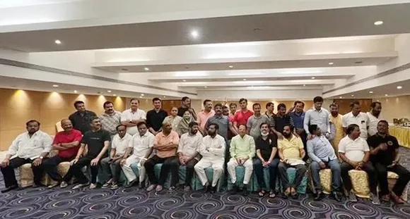 Eknath Shinde Calls Meeting of Rebel Shiv Sena MLAs in Guwahati
