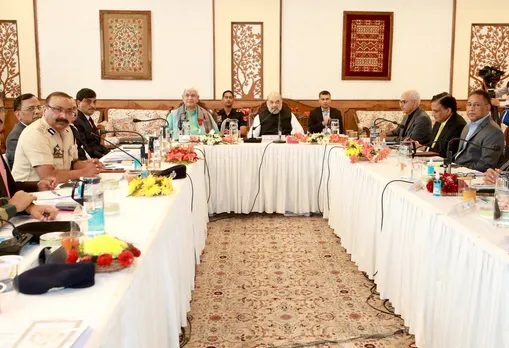 Amit Shah Asks Security Forces to Conduct Counter-Terrorism Ops in J&K