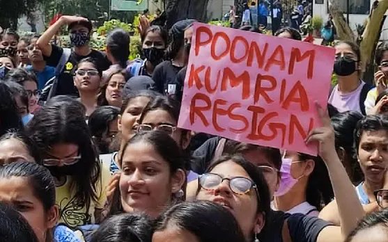 Indraprastha College Students Demand Principal’s Resignation over Harassment Inside Campus 
