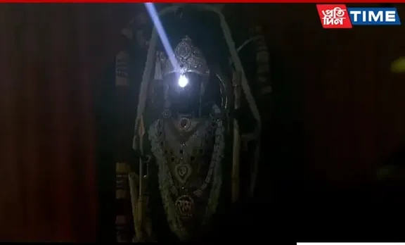 On Ram Navami, Sunrays Anoint Lord's Idol In Special 'Surya Tilak' Ritual