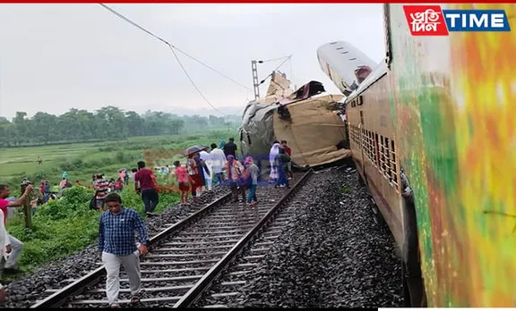 19 Trains Diverted by NFR Following Collision of Goods Train with Kanchanjunga Express in Bihar