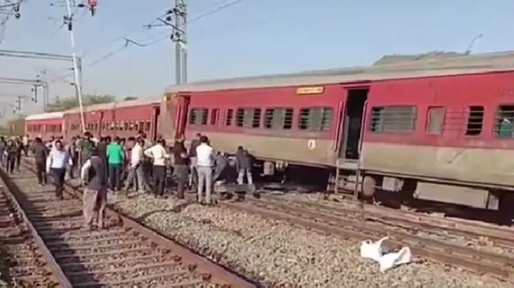20 Coaches of Sabarmati Express Derail In UP; No Injuries Reported