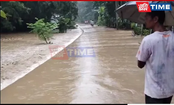 Assam: Autumn Floods Wreak Havoc in Lakhimpur’s Simaluguri, Leaving Villages Submerged