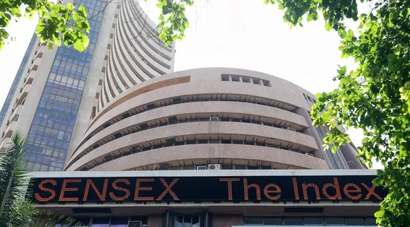 Indian Stock Indices Tread In Green Amid Mixed Global Cues