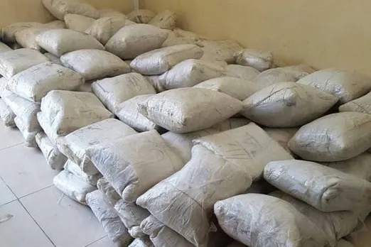 Police seizes opium