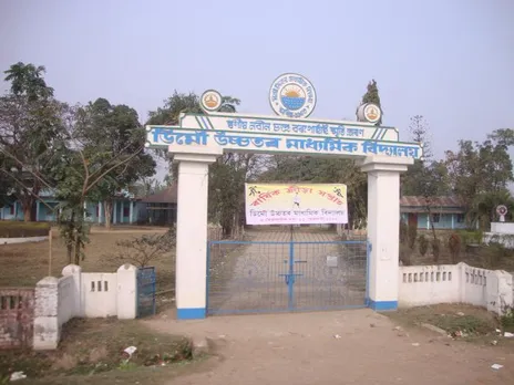 Demow: School Teachers’ Punished For Coming Late