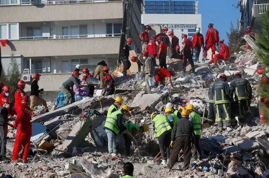 Turkey Earthquake: 100 Dead, Nearly 1000 Wounded