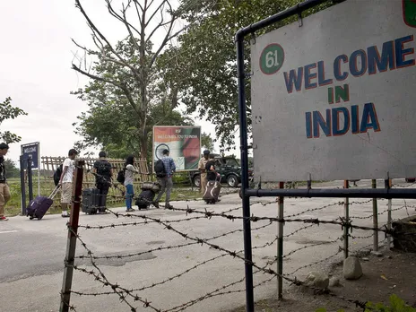 COVID-19: Bangladesh Seals Border With India