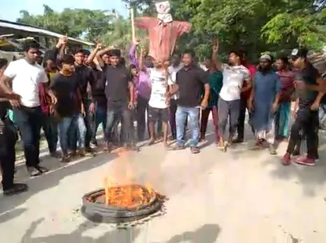 Darrang: Bandh Supporters Burn Effigy of CM Himanta Biswa Sarma