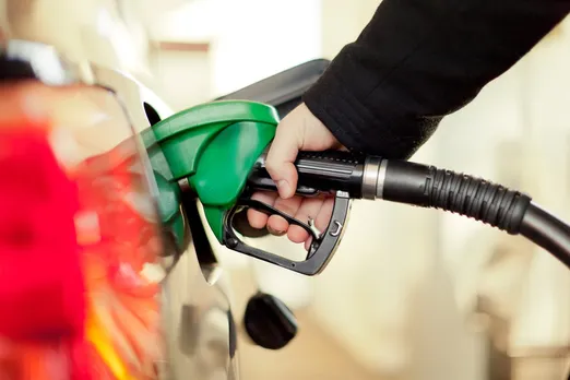 Arunachal, Mizoram Govts Reduce VAT On Fuel Prices