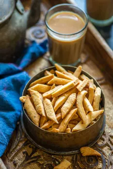 Namak Para Recipe (Namak Pare) - Whiskaffair