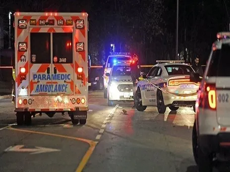 Shooting in Mississauga plaza sends customers crying for help