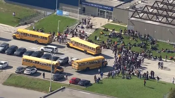 Walmart, high school evacuated in Caledon, Ont. after threat about explosive device