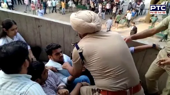 Scuffle between NSUI, ABVP students at Panjab University over hostel warden issue