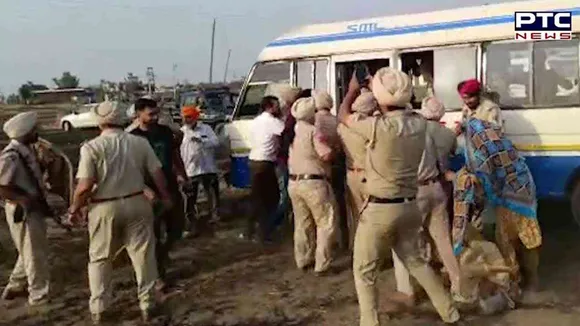 Farmers Protest: ਮਹਿਲਾ ਨੂੰ ਥੱਪੜ ਮਾਰਨ ਦੀ ਵੀਡੀਓ ਵਾਇਰਲ ਹੋਣ ਤੋਂ ਬਾਅਦ ਪੁਲਿਸ ਪ੍ਰਸ਼ਾਸਨ ਨੇ ਦਿੱਤਾ ਆਪਣਾ ਸਪੱਸ਼ਟੀਕਰਨ