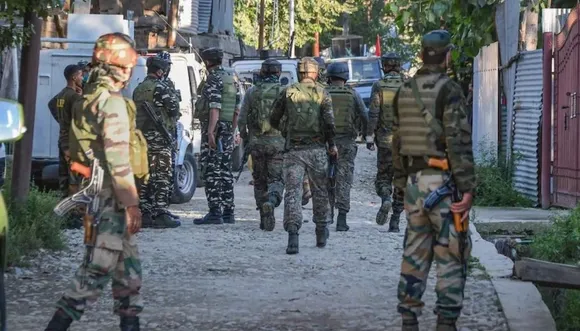 जम्मू कश्मीर में सुरक्षाबलों को बड़ी सफलता, पांच आतंकी एनकाउंटर में ढेर