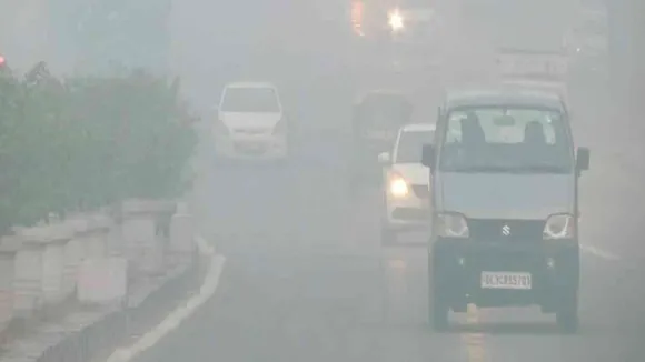 दिल्ली-एनसीआर में वायु गुणवत्ता बेहद खराब, नोएडा में स्कूलों में आउटडोर एक्टिविटी पर प्रतिबंध