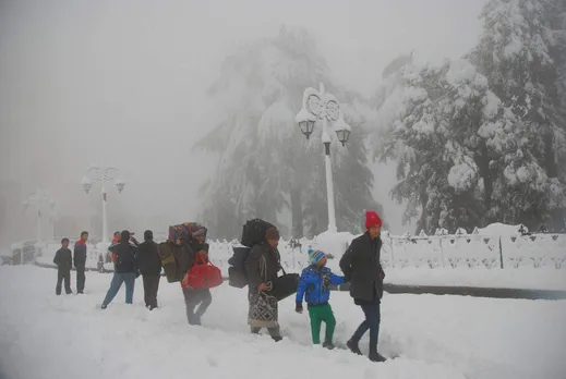 Fresh snowfall in higher reaches of HP and Uttarakhand