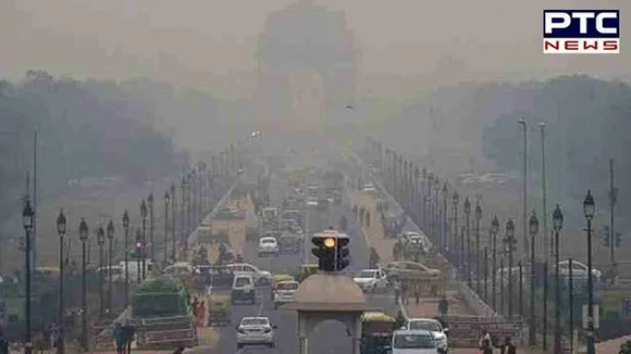 Delhi air pollution: ‘City of Hearts’ wakes up to dense haze; AQI remains ‘very poor’