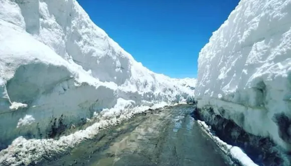 खत्म हुआ पर्यटकों का इंतजार, अब करें रोहतांग का दीदार (Pics)