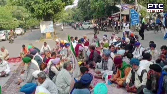 Jalandhar: Punjab farmers begin dharna seeking hike in Sugarcane Assured Price to Rs 450 per quintal