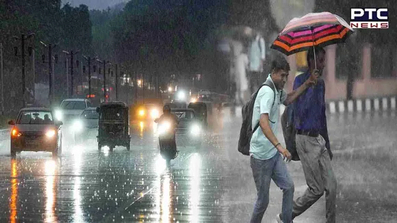 Punjab Weather Alert: ਹੜ੍ਹ ਦਾ ਕਹਿਰ ਜਾਰੀ; ਮੌਸਮ ਵਿਭਾਗ ਨੇ ਪੰਜਾਬ ਦੇ ਇਨ੍ਹਾਂ ਜ਼ਿਲ੍ਹਿਆਂ ‘ਚ ਮੀਂਹ ਨੂੰ ਲੈ ਕੇ ਦਿੱਤੀ ਚਿਤਾਵਨੀ !