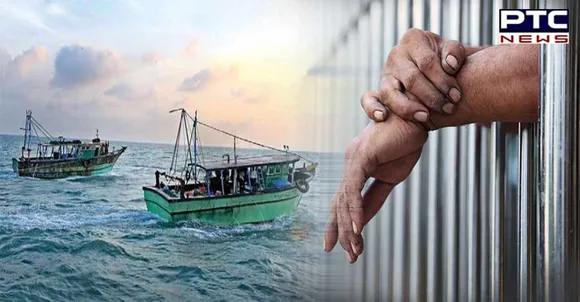 Sri Lankan Navy arrests 10 Indian fishermen