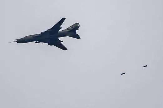 Syria rebels down Russian plane, capture pilot: monitor