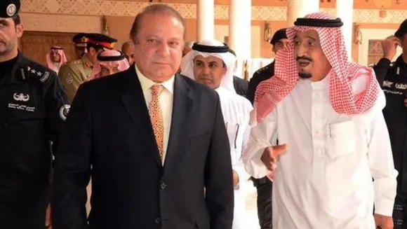 Ousted Pak PM Nawaz Sharif leaves for Saudi Arabia