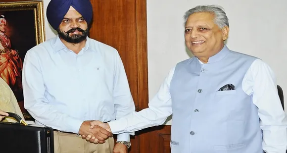 Vidhan Sabha Speaker administers oath of office to Manpreet Ayali