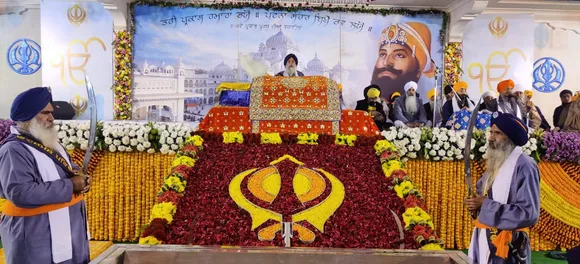 ਦਸਮ ਪਿਤਾ ਦੇ 354ਵੇਂ ਪ੍ਰਕਾਸ਼ ਪੁਰਬ ਮੌਕੇ ਗੁਰਮਤਿ ਸਮਾਗਮ ਆਰੰਭ, ਦੇਖੋ ਅਲੌਕਿਕ ਤਸਵੀਰਾਂ