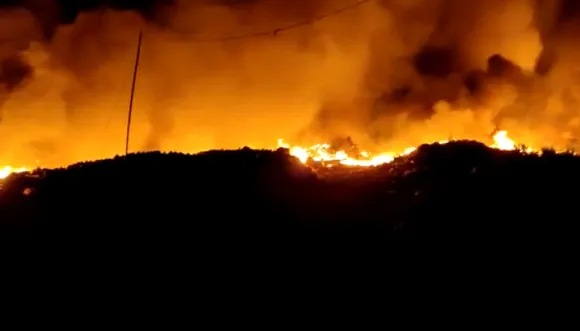 गुरुग्राम: खाने बनाते समय उड़ी आग की चिंगारी...और 500 एकड़ जमीन में फैली झुग्गियां हो गई राख