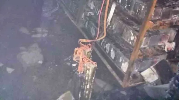 UP News: लखनऊ के कैंसर इंस्टीट्यूट में शार्ट सर्किट से लगी आग, दमकल की गाड़ियों ने 2 घंटे में पाया काबू
