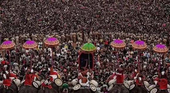 പൂരങ്ങളുടെ പൂരമായ തൃശൂർ പൂരത്തിന് ഇന്ന് കൊടിയേറും; കൊടിയേറ്റം തിരുവമ്പാടി ക്ഷേത്രത്തിൽ രാവിലെ 11.30 നും 11.45 നും ഇടക്കും പാറമേക്കാവിൽ ഉച്ചയ്ക്ക് 12 നും 12.15നും ഇടക്കും