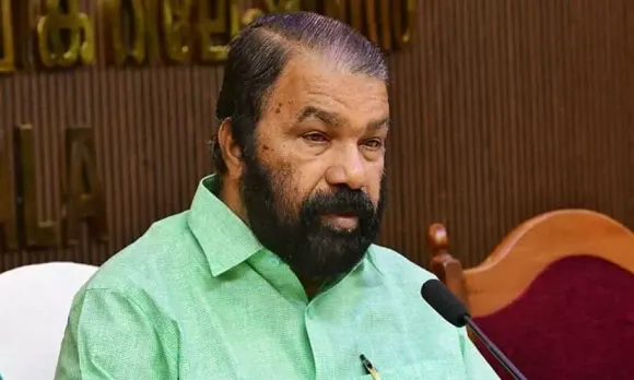 മാ​ര്‍­​ക്ക് വി­​ത­​ര­​ണം വാരിക്കോരിയെന്ന പൊ​തു​വി​ദ്യാ​ഭ്യാ​സ ഡ­​യ­​റ​ക്ടറുടെ പ്രസ്താവന സർക്കാർ നയമല്ല; എ­​സ്.​ഷാ­​ന­​വാ­​സി­​നെ ത­​ള്ളി വി­​ദ്യാ­​ഭ്യാ­​സ­​മ​ന്ത്രി വി ശി­​വ​ന്‍­​കു​ട്ടി