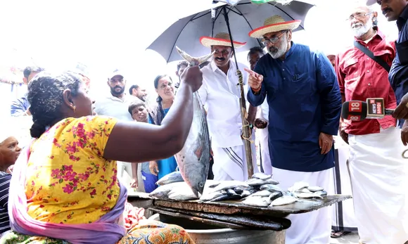 അവസാന ലാപ്പിൽ വോട്ടുറപ്പിച്ച് രാജീവിന്റെ പര്യടനം