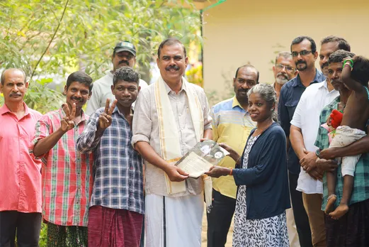 അഡ്വ. ചാർളി പോളിന്റെ പര്യടനം ചാലക്കുടി മണ്ഡലത്തിലെ വനാതിർത്തി പ്രദേശങ്ങളിൽ. പരാതികൾക്കും പരിഭവങ്ങൾക്കും ശാശ്വത പരിഹാരം ഉറപ്പ്