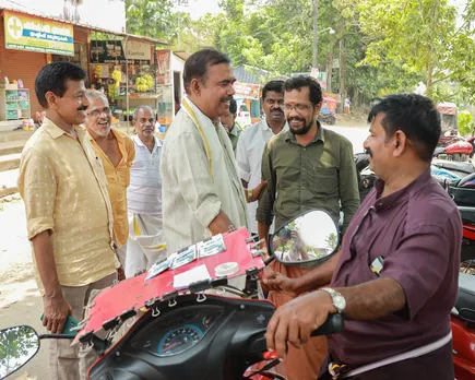 അഡ്വ. ചാര്‍ളി പോളിന്റെ മൂന്നാംഘട്ട പര്യടനത്തിന് പെരുമ്പാവൂരില്‍ തുടക്കം