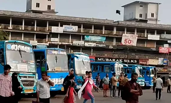 കാസർകോട്ട് സ്വകാര്യ ബസുകളുടെ മിന്നൽ പണിമുടക്ക്